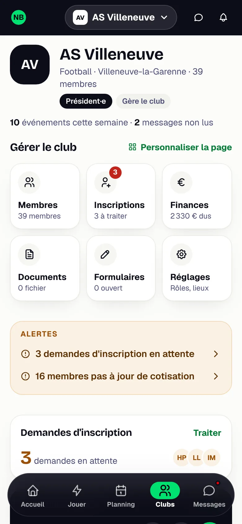 Tableau de bord d'un club dans l'application WeSportive : membres, inscriptions à traiter, cotisations dues et alertes